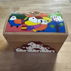 Vintage Wooden Handmade Hand Painted Trinket Box Folk Art Made in El Salvador